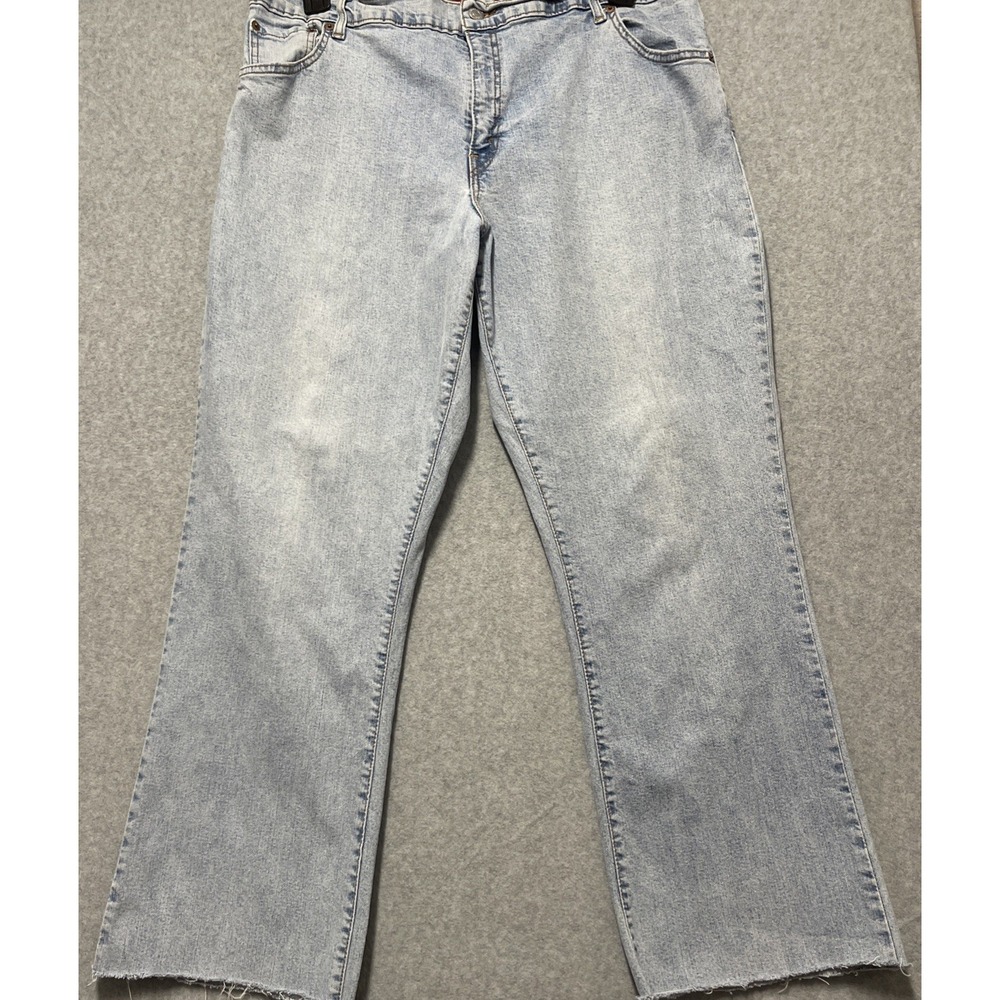 Levi's Women's Relaxed 550 Boot Cut Size 18M Raw Hem